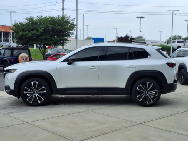Vehicle image 9 of 28