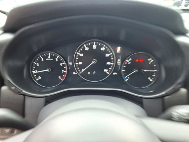 Vehicle image 16 of 28