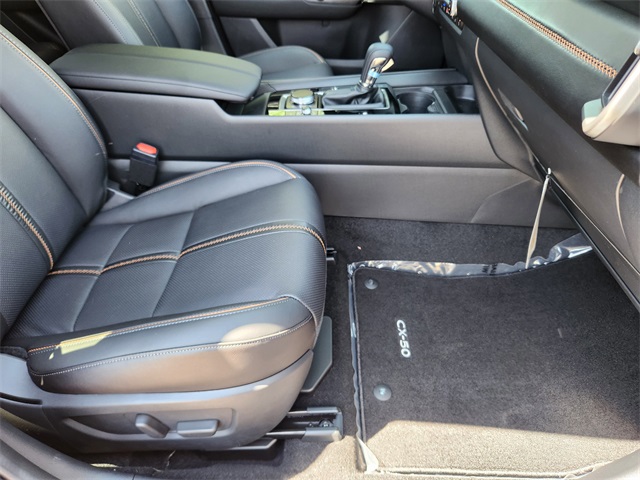 Vehicle image 11 of 23