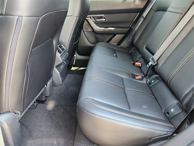 Vehicle image 10 of 23