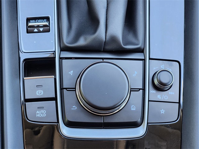 Vehicle image 22 of 23