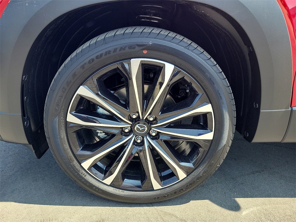 Vehicle image 7 of 23