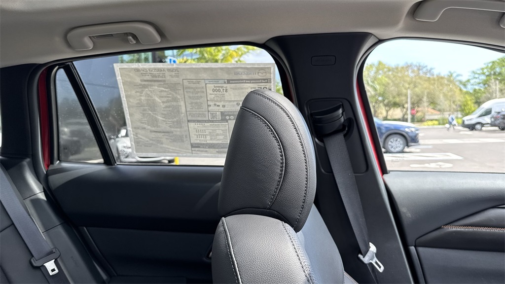 Vehicle image 23 of 37