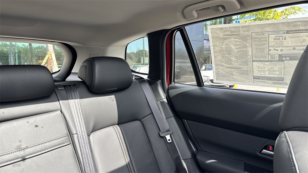 Vehicle image 22 of 37