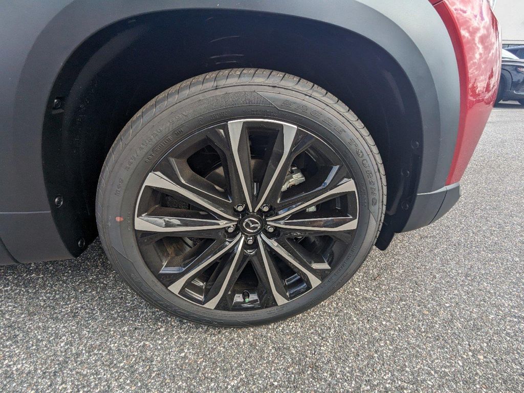 Vehicle image 9 of 30