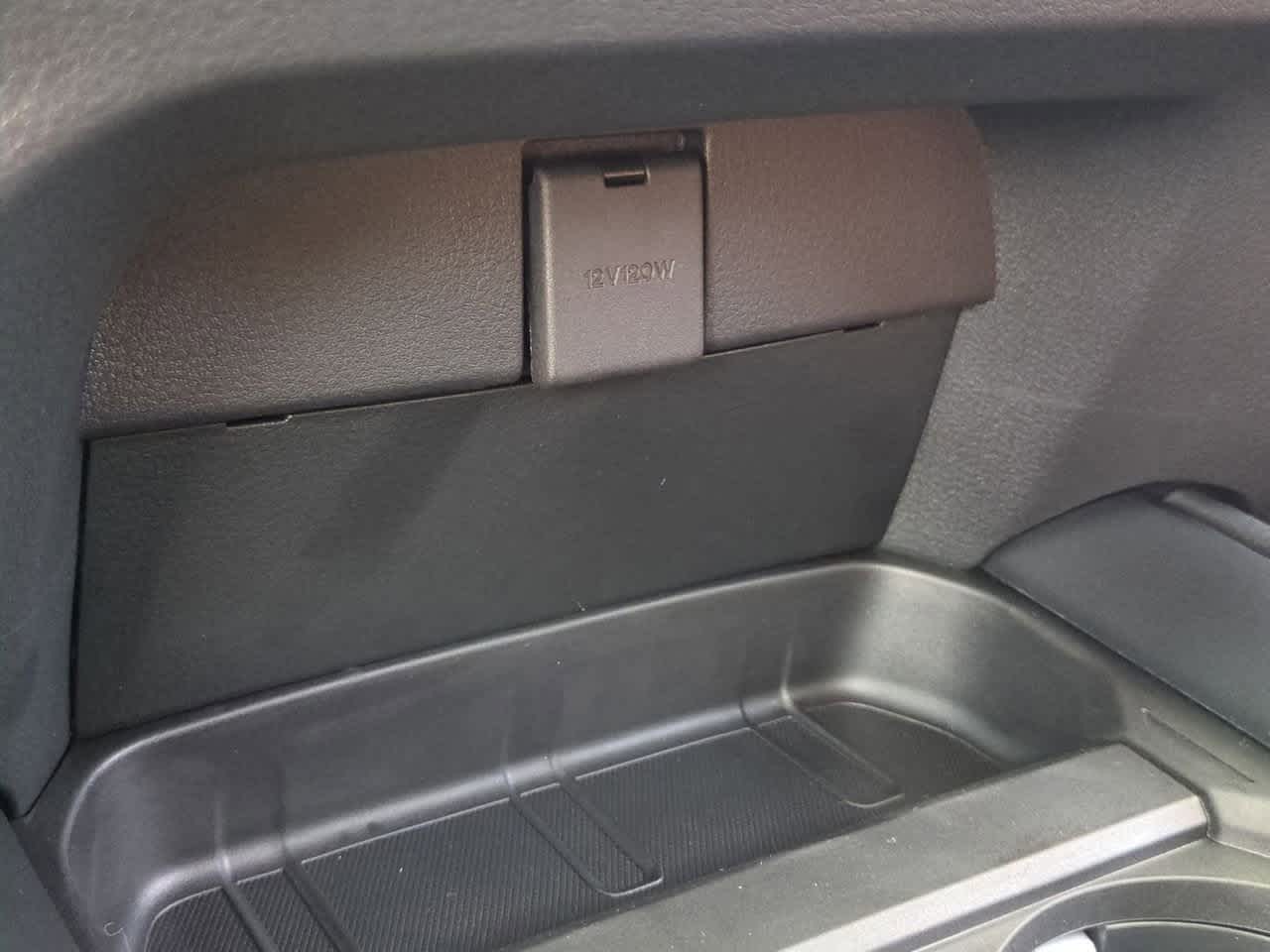 Vehicle image 10 of 34