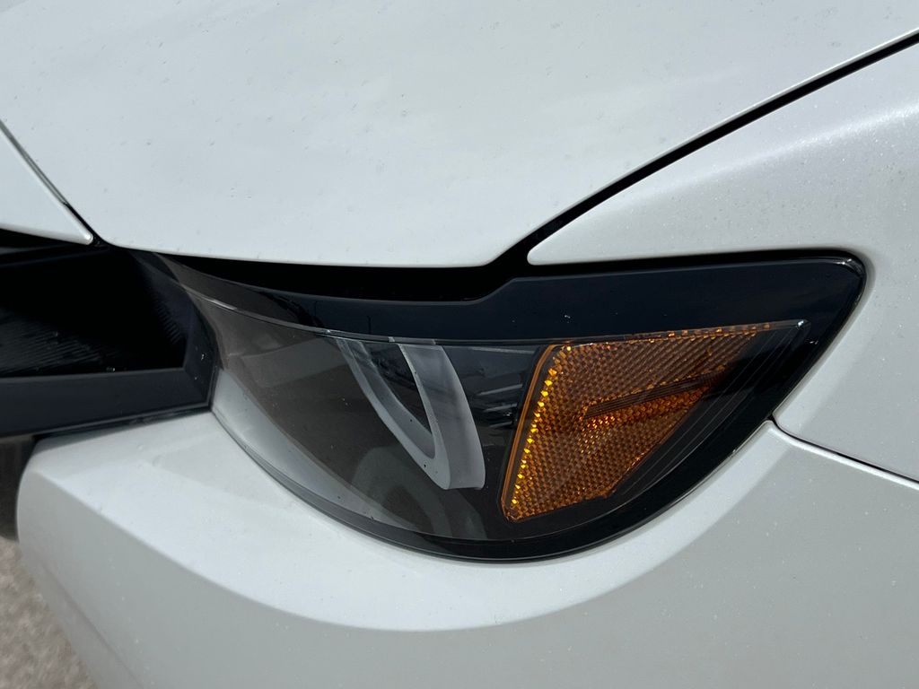 2025 Mazda CX-50 2.5 Turbo Premium Package Image 12 of 14