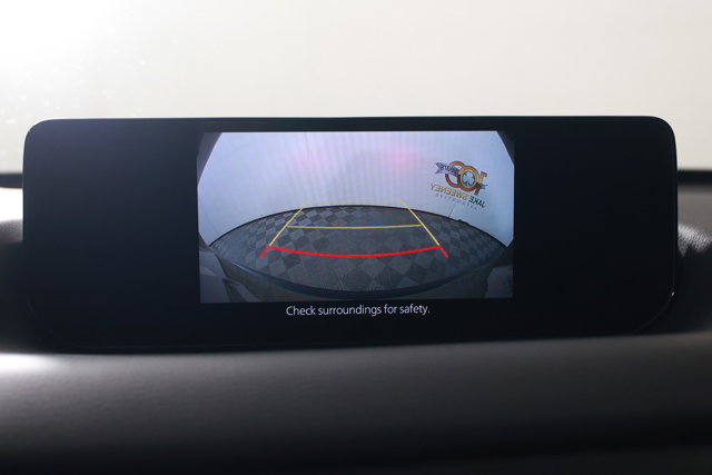 Vehicle image 19 of 24