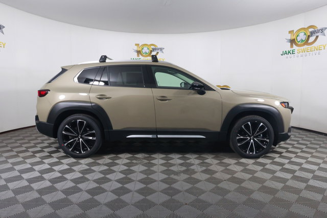 Vehicle image 4 of 24