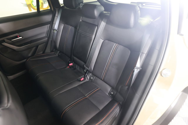 Vehicle image 23 of 24