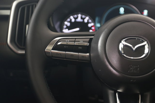 Vehicle image 15 of 24