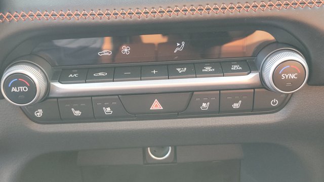 Vehicle image 30 of 33
