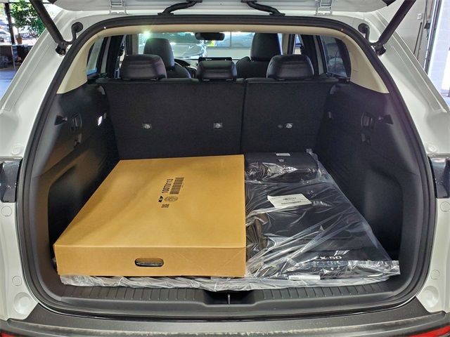 Vehicle image 11 of 30