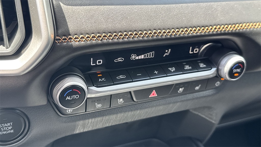 Vehicle image 58 of 59