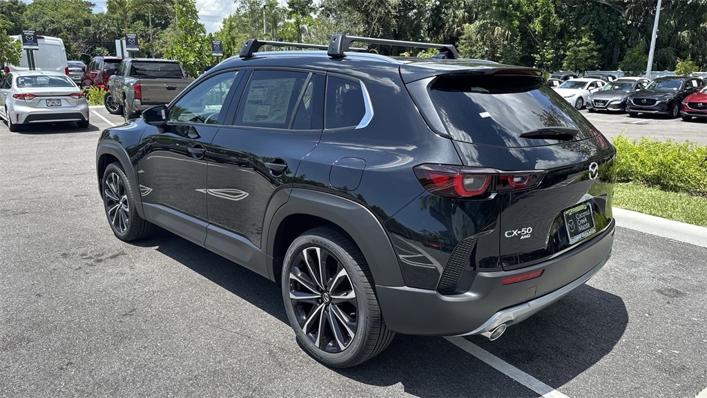 Vehicle image 18 of 59