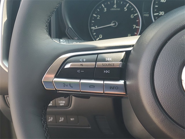 Vehicle image 19 of 30