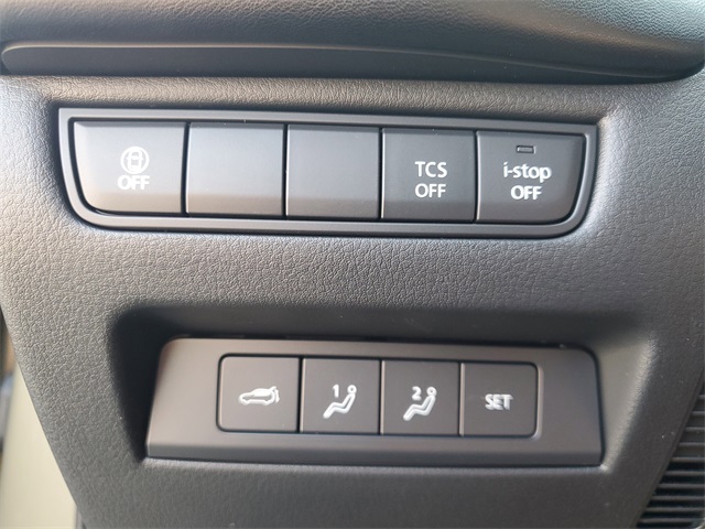 Vehicle image 29 of 30