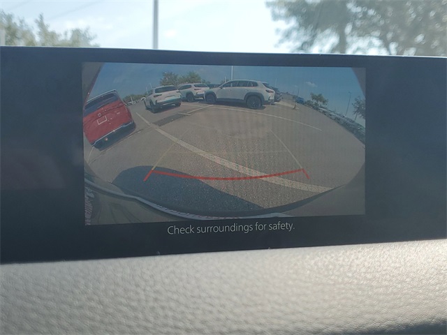 Vehicle image 24 of 30