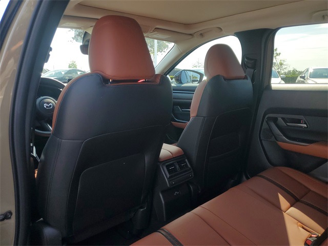 Vehicle image 9 of 30