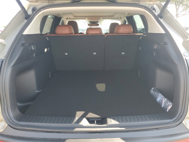Vehicle image 7 of 30
