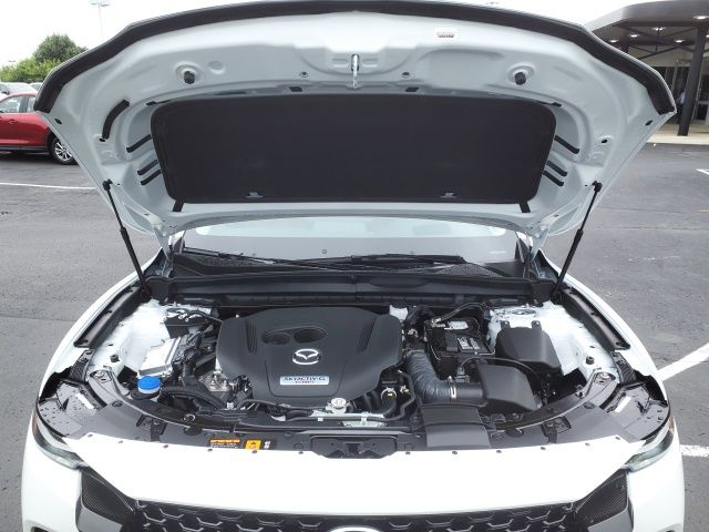 Vehicle image 5 of 24