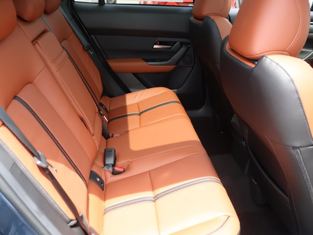 2025 Mazda CX-50 2.5 Turbo Premium Plus Package Image 11 of 53
