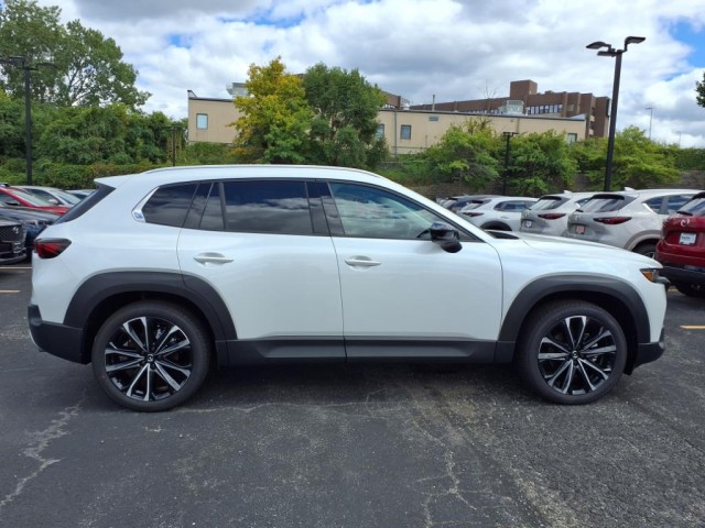 2025 Mazda CX-50 2.5 Turbo Premium Plus Package Image 4 of 30