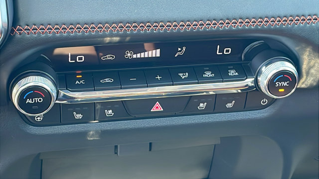 Vehicle image 46 of 47