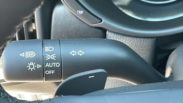 Vehicle image 31 of 47