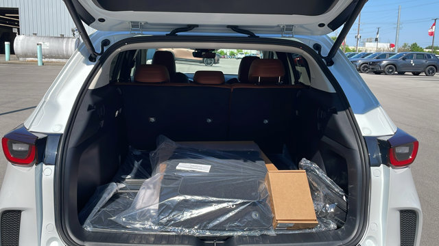 Vehicle image 13 of 47