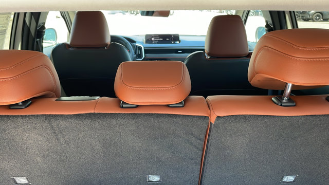 Vehicle image 17 of 47