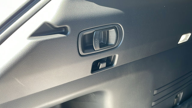 Vehicle image 44 of 47