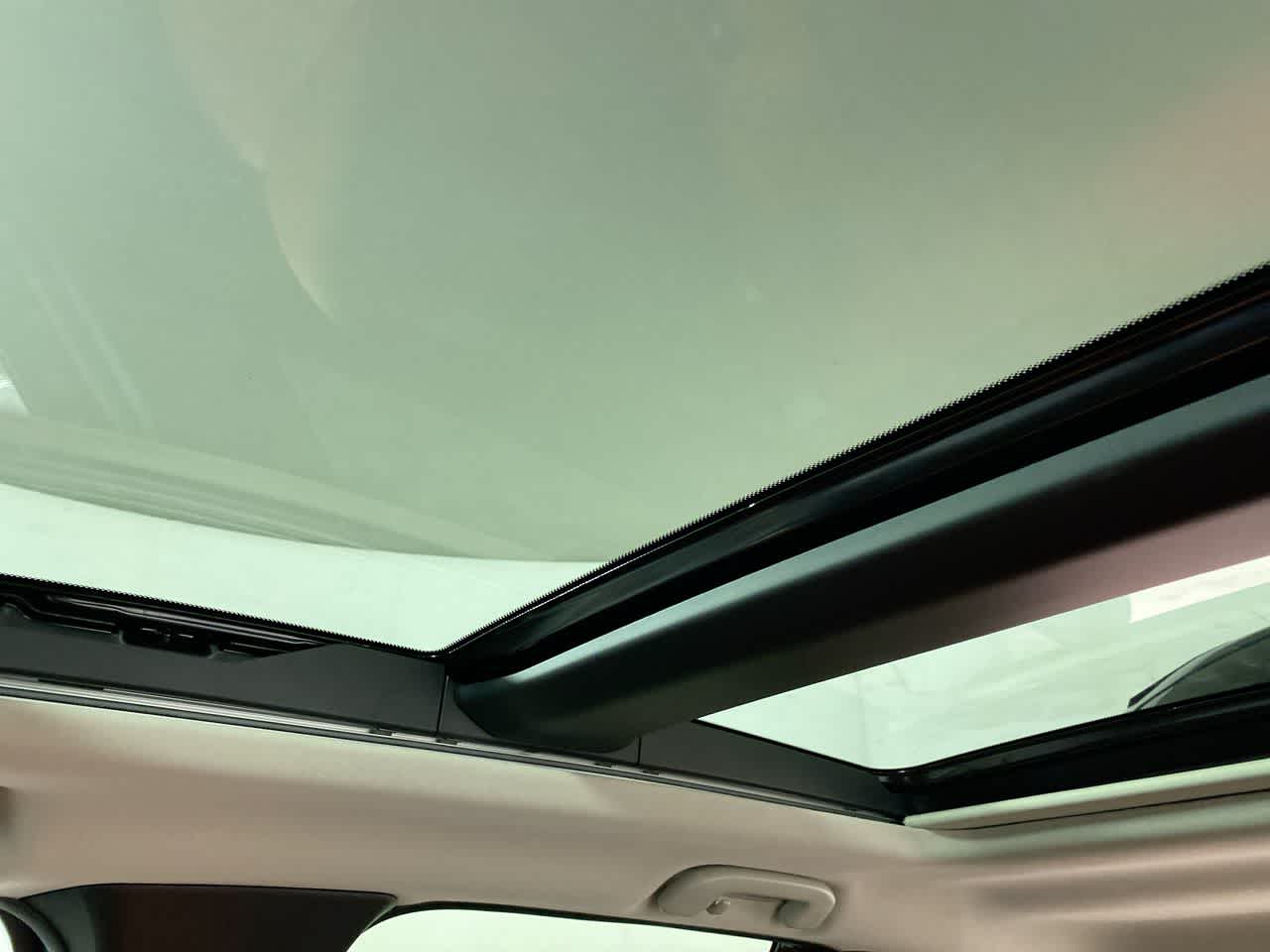 Vehicle image 34 of 35