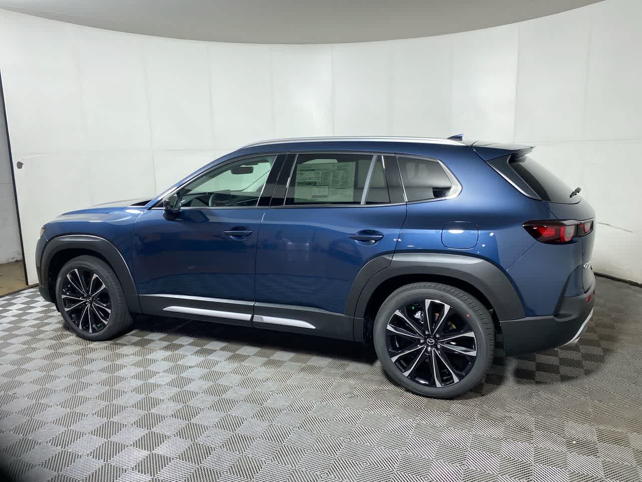 Vehicle image 13 of 35