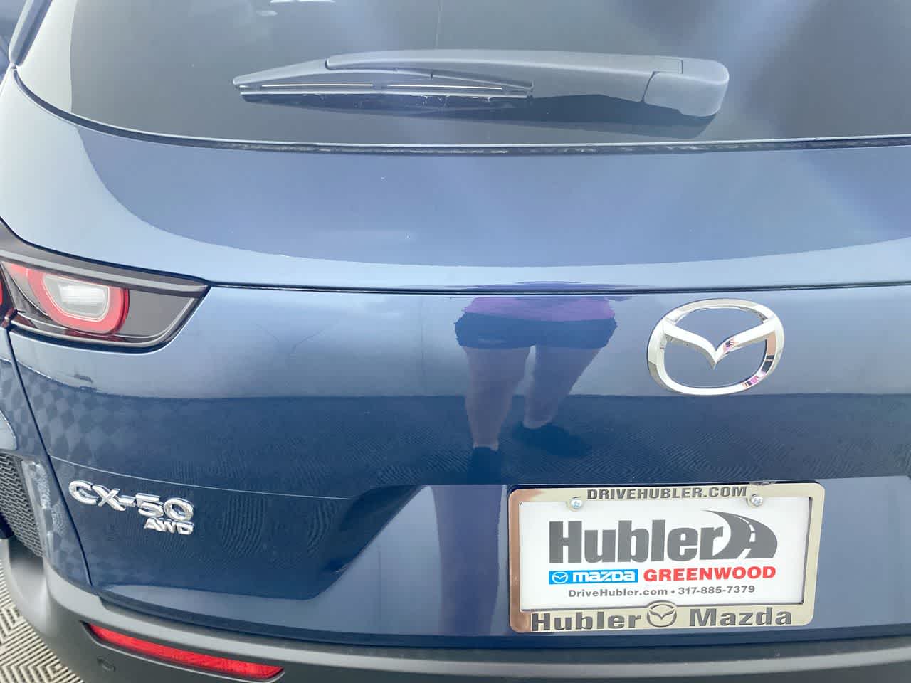 Vehicle image 33 of 35