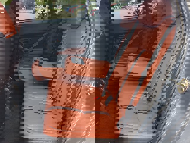 Vehicle image 12 of 29