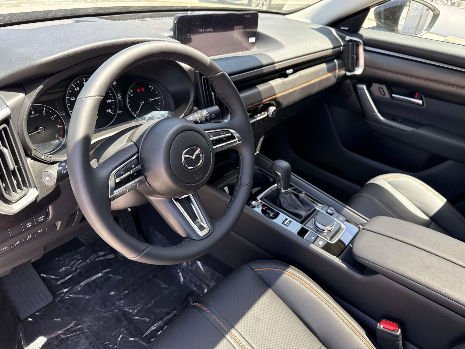 Vehicle image 14 of 15