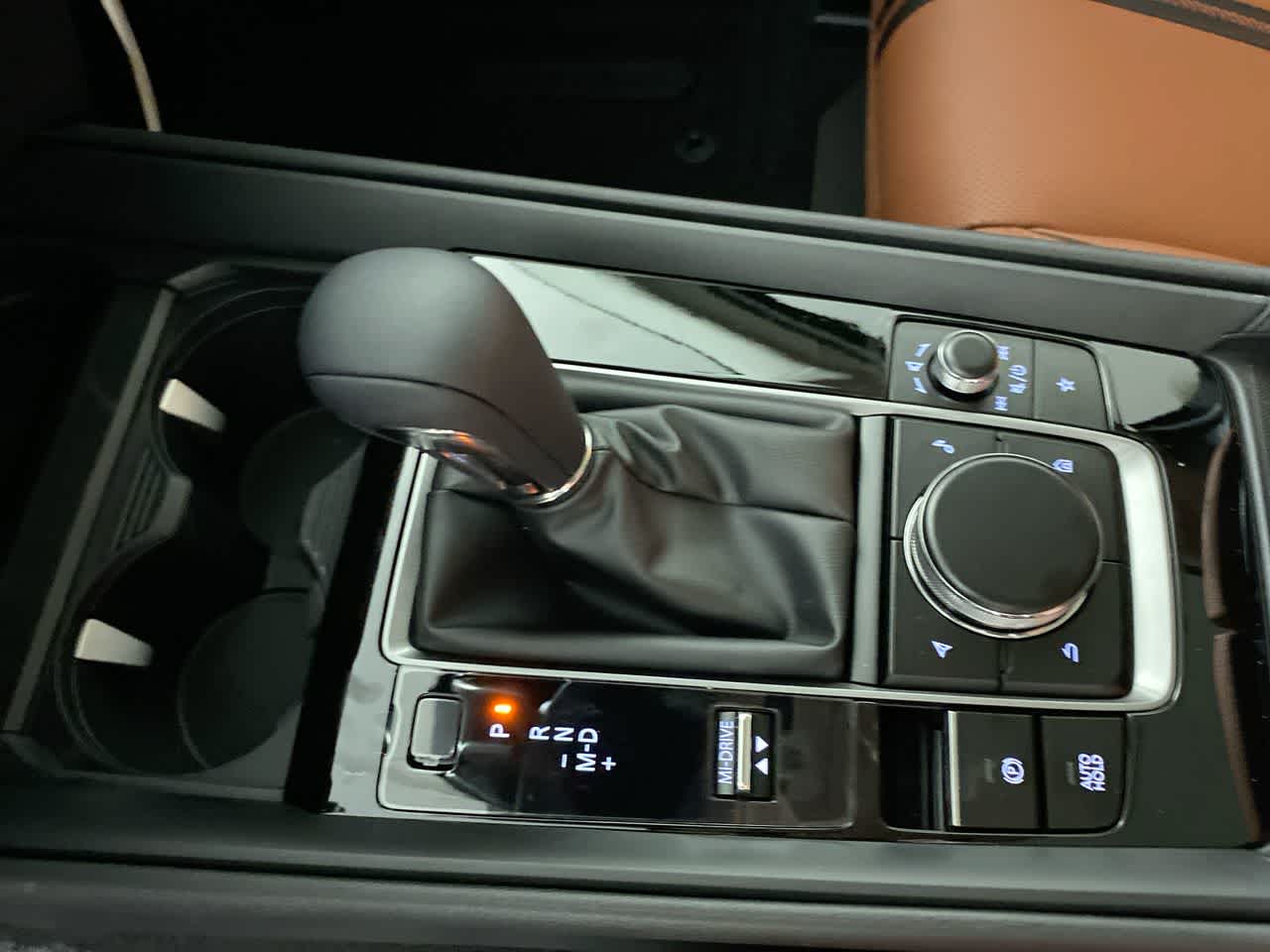 Vehicle image 29 of 35