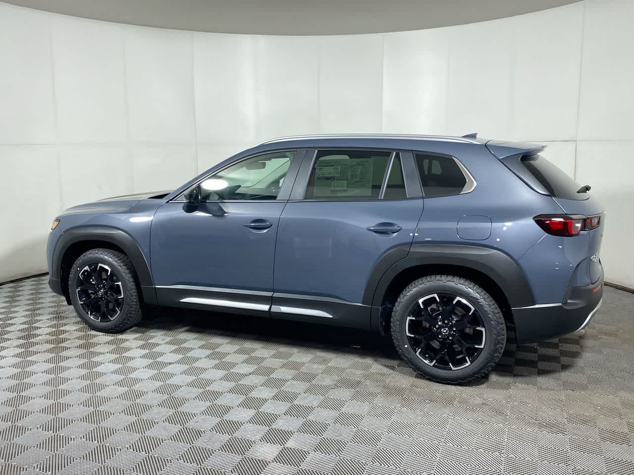 Vehicle image 13 of 35