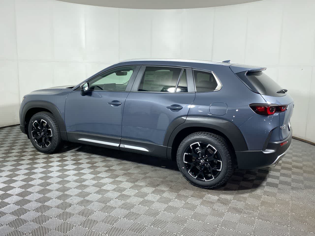 Vehicle image 14 of 35