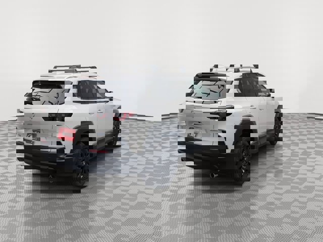 Vehicle image 7 of 38