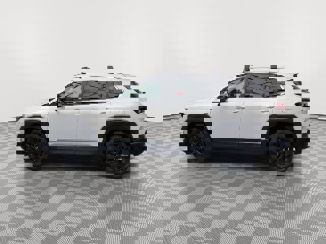 Vehicle image 9 of 38