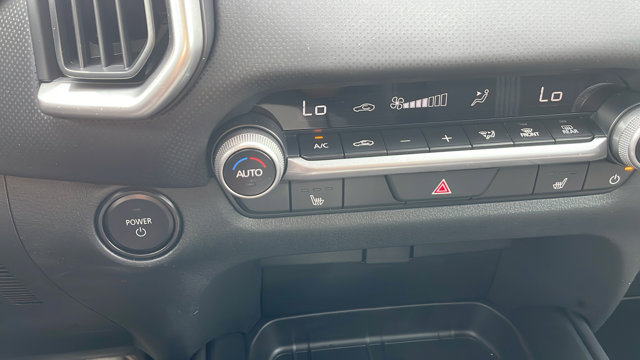 Vehicle image 36 of 41