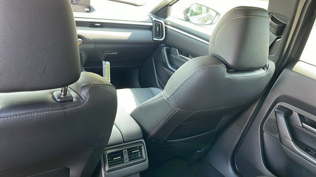 Vehicle image 16 of 42