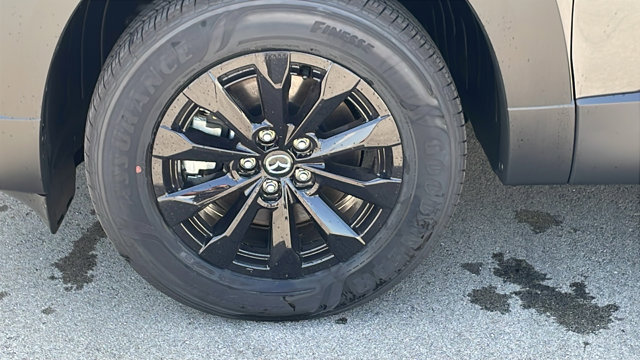 Vehicle image 11 of 42