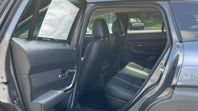 Vehicle image 14 of 42