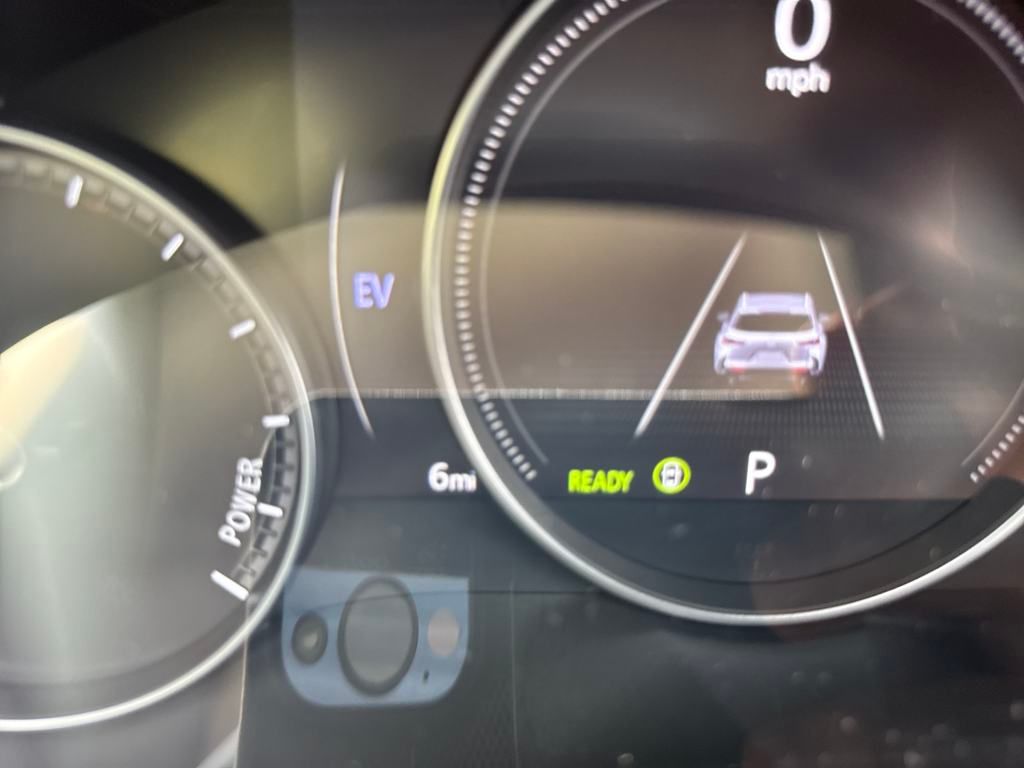 Vehicle image 16 of 40