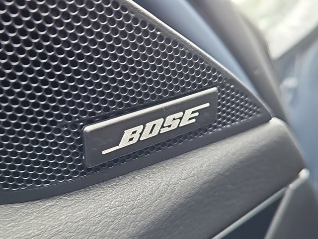 Vehicle image 10 of 20