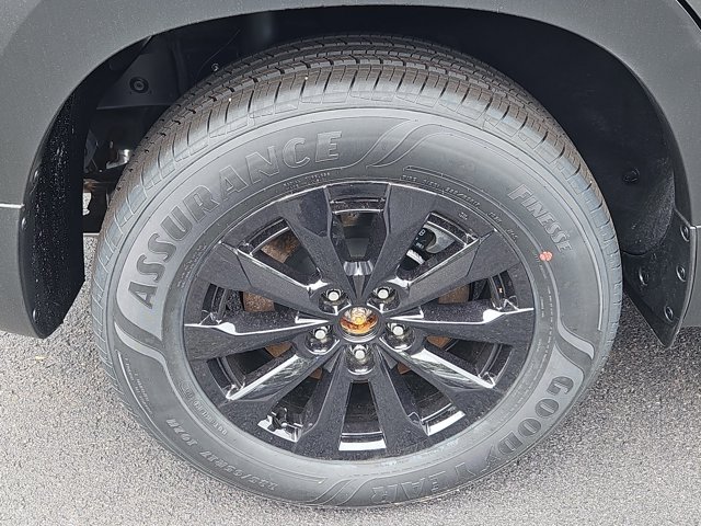 Vehicle image 3 of 20