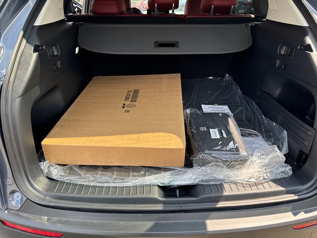 Vehicle image 23 of 40